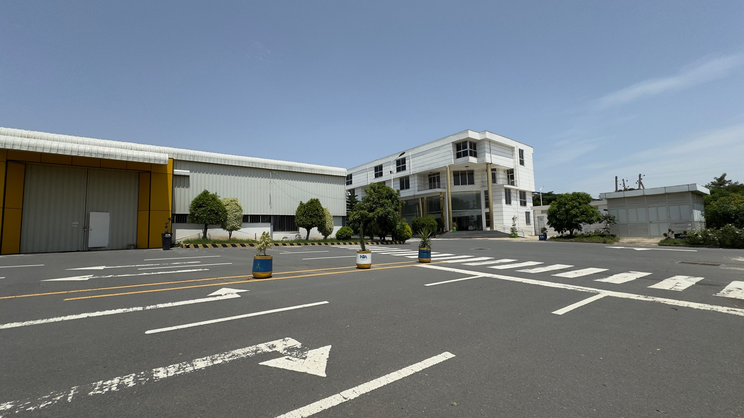 Horra Corporate Group hero image four